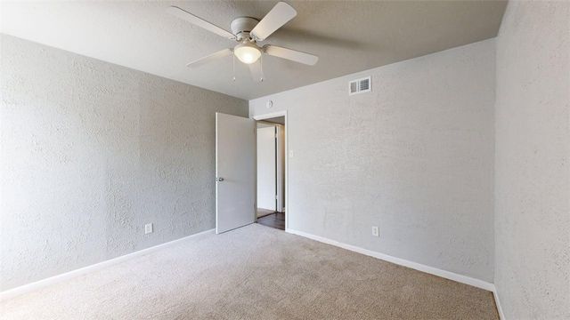 3800 East 29th Street 18, Bryan, TX 77802