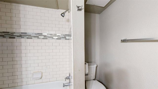 3800 East 29th Street 18, Bryan, TX 77802