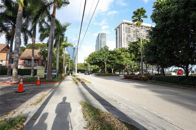 1918 Brickell Ave 201, Miami, FL 33129