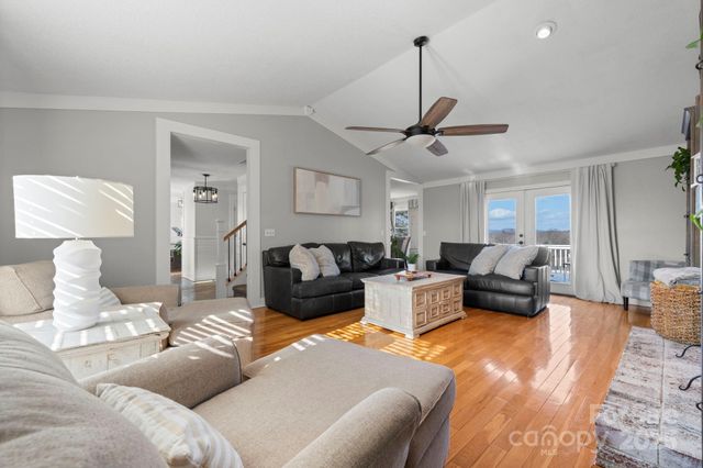 20 Meandering Way, Granite Falls, NC 28630