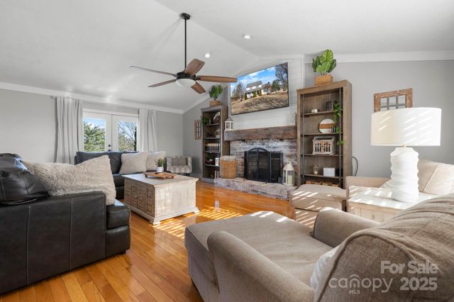 20 Meandering Way, Granite Falls, NC 28630