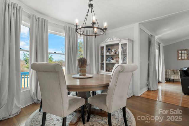 20 Meandering Way, Granite Falls, NC 28630