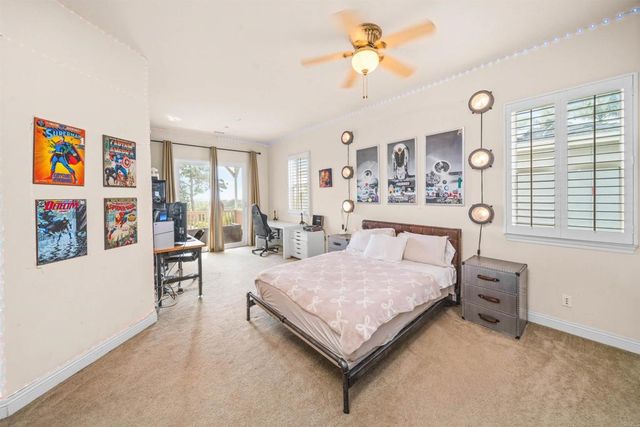 1546 Oak Ave, Carlsbad, CA 92008
