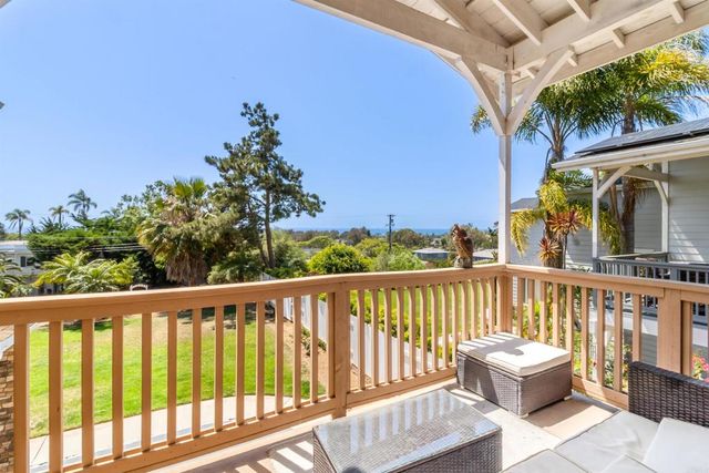 1546 Oak Ave, Carlsbad, CA 92008