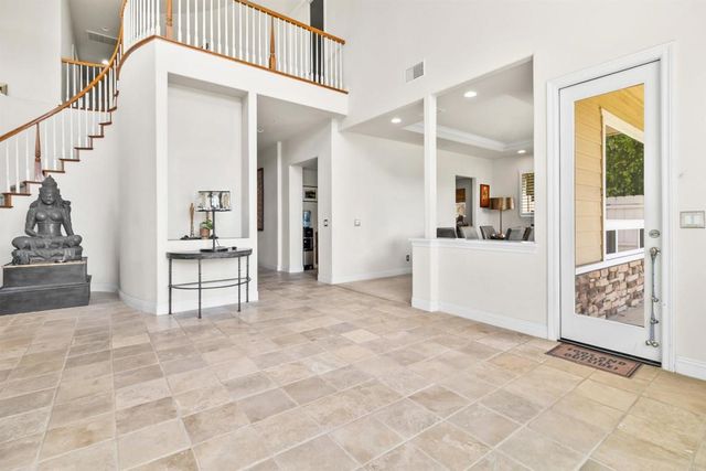 1546 Oak Ave, Carlsbad, CA 92008