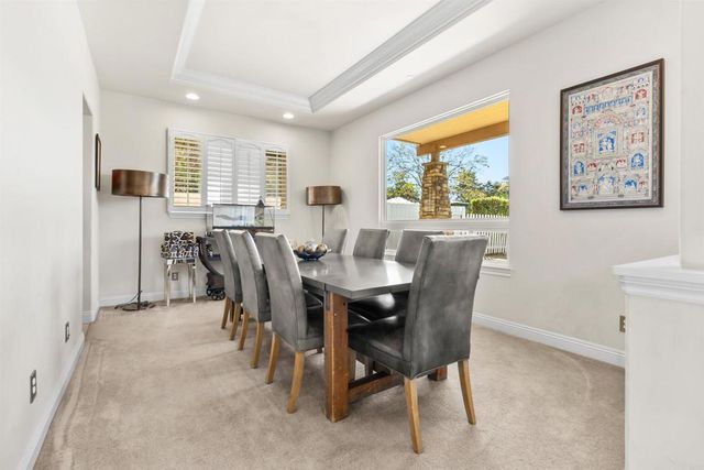 1546 Oak Ave, Carlsbad, CA 92008