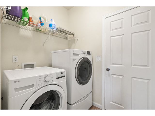 364 Ne 20TH Ave, Canby, OR 97013
