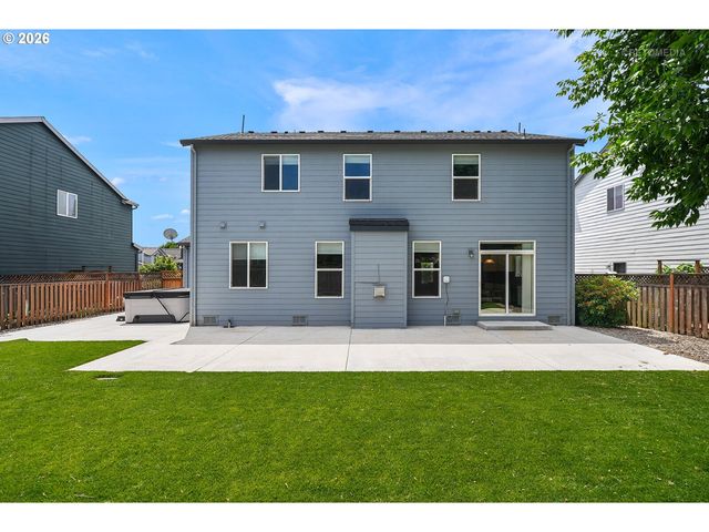 364 Ne 20TH Ave, Canby, OR 97013