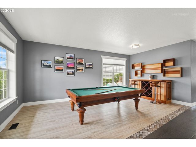 364 Ne 20TH Ave, Canby, OR 97013