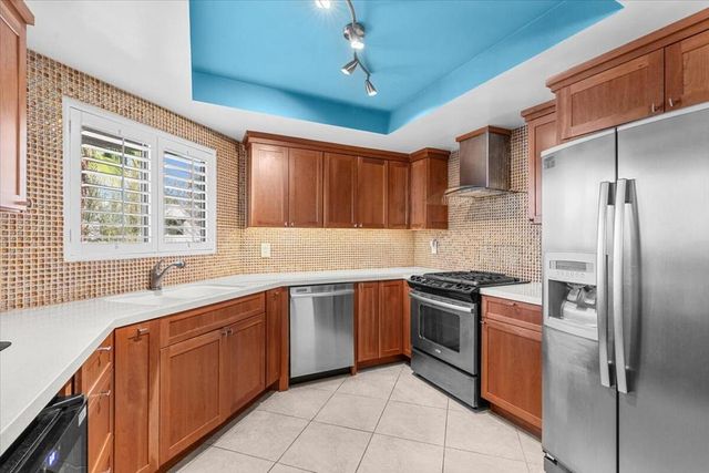 3155 E Ramon Road 312, Palm Springs, CA 92264