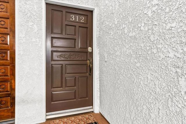 3155 E Ramon Road 312, Palm Springs, CA 92264