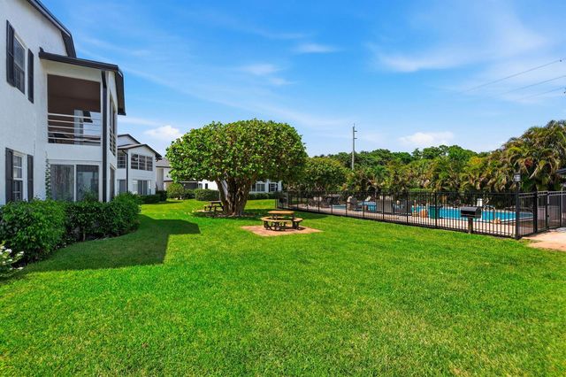 12370 Alternate A1a M5, Palm Beach Gardens, FL 33410
