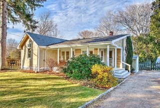 18 Orchard Avenue, Barrington, RI 02806