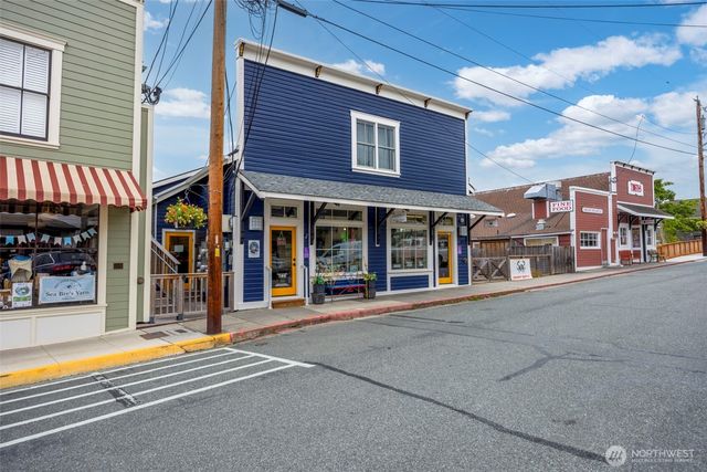 10 Front Street NW, Coupeville, WA 98239
