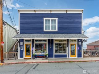 10 Front Street NW, Coupeville, WA 98239