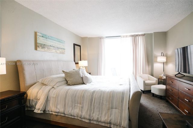 19390 Collins Avenue 1614, Sunny Isles Beach, FL 33160