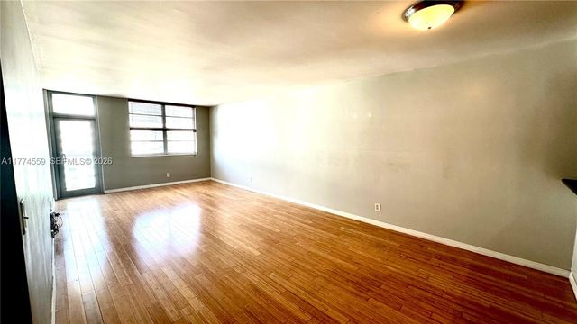 19390 Collins Avenue 1614, Sunny Isles Beach, FL 33160