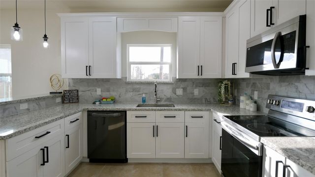 1189 County Road 5100, Cleveland, TX 77327