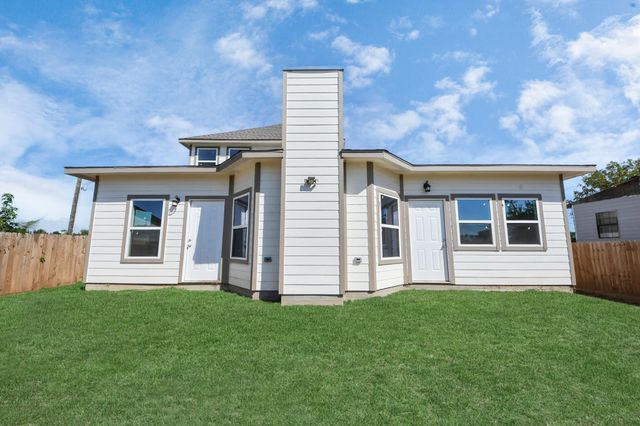 1189 County Road 5100, Cleveland, TX 77327