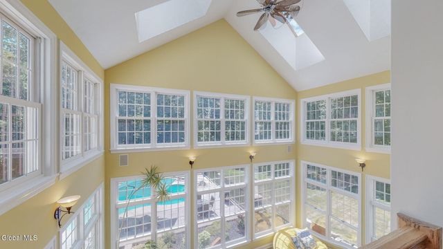 9 Stable Lane, Saratoga Springs, NY 12866