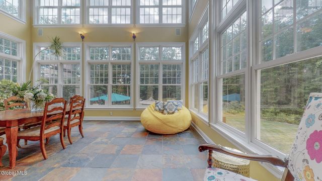 9 Stable Lane, Saratoga Springs, NY 12866