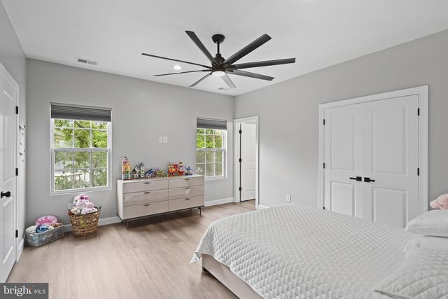 8321 MAPLEWOOD DR, Manassas, VA 20111