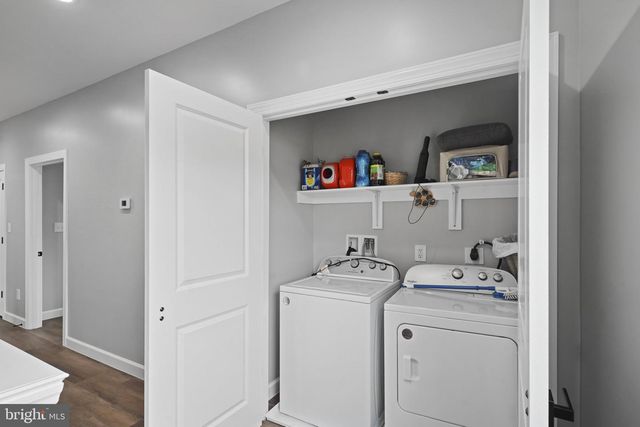 8321 MAPLEWOOD DR, Manassas, VA 20111