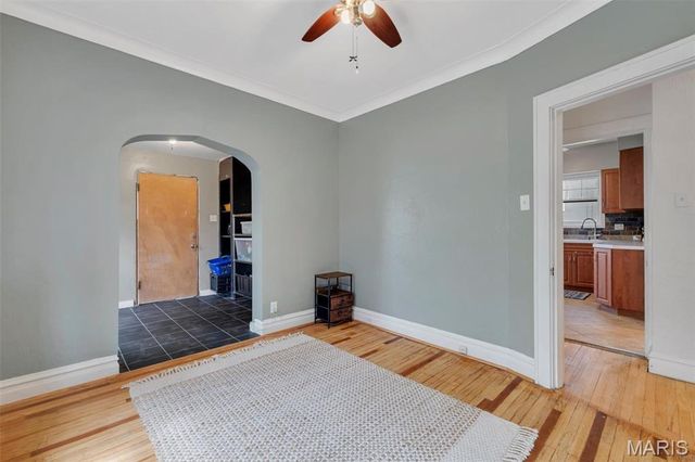 439 N Laclede Station Road, St Louis, MO 63119