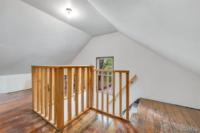 439 N Laclede Station Road, St Louis, MO 63119