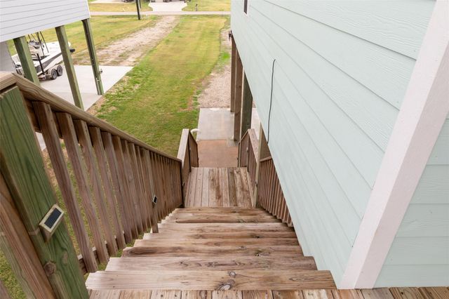 2024 County Road 201, Sargent, TX 77414