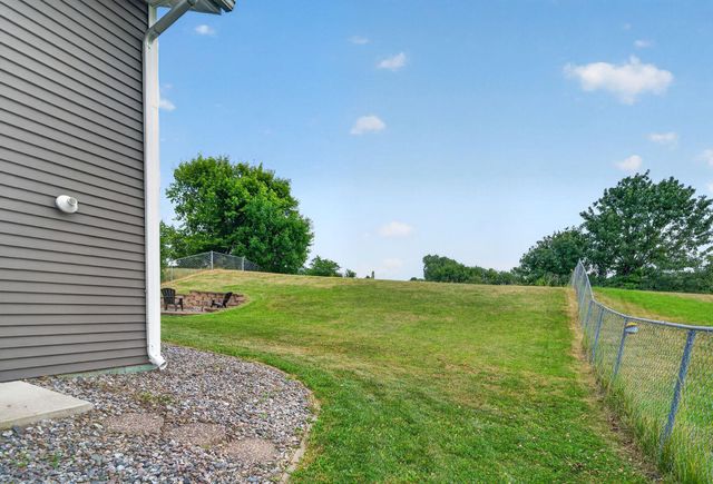9466 Irving Avenue N, Brooklyn Park, MN 55444