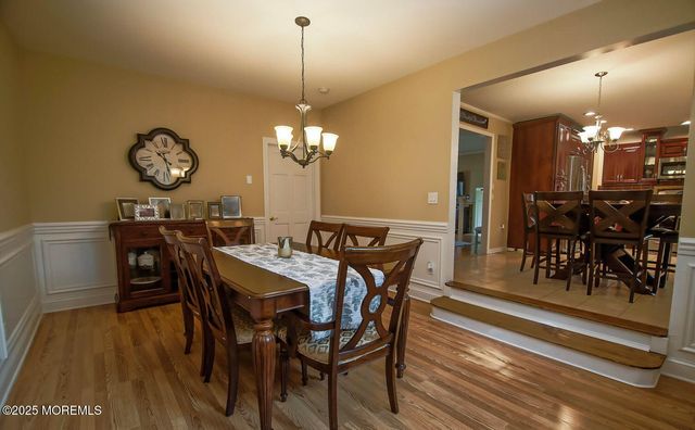35 Birmingham Drive, Manalapan, NJ 07726