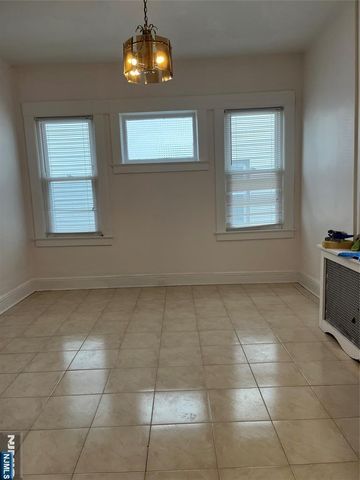 524 Kearney Avenue 1, Cliffside Park, NJ 07010