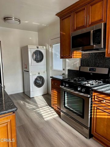 3739 Fairesta Street, Glendale, CA 91214