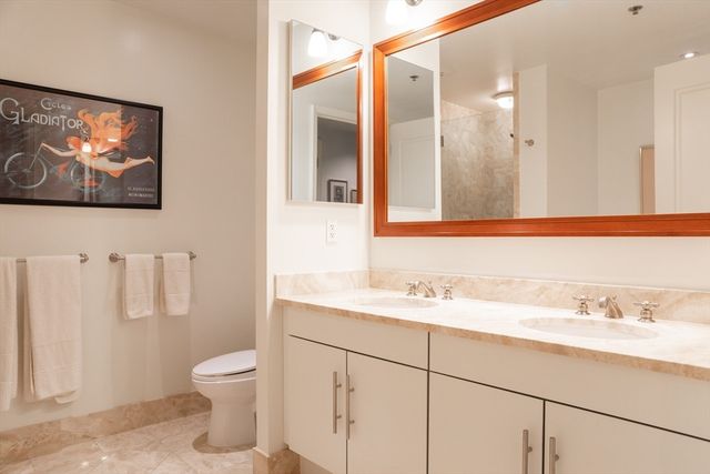 1 Charles St S 5G, Boston, MA 02116