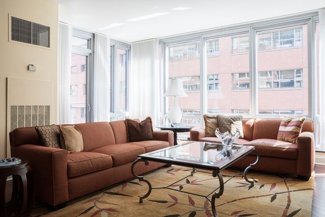 1 Charles St S 5G, Boston, MA 02116
