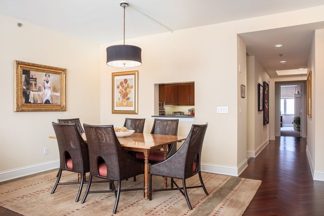 1 Charles St S 5G, Boston, MA 02116