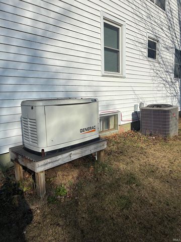 7059 S Beal Road, Vincennes, IN 47591