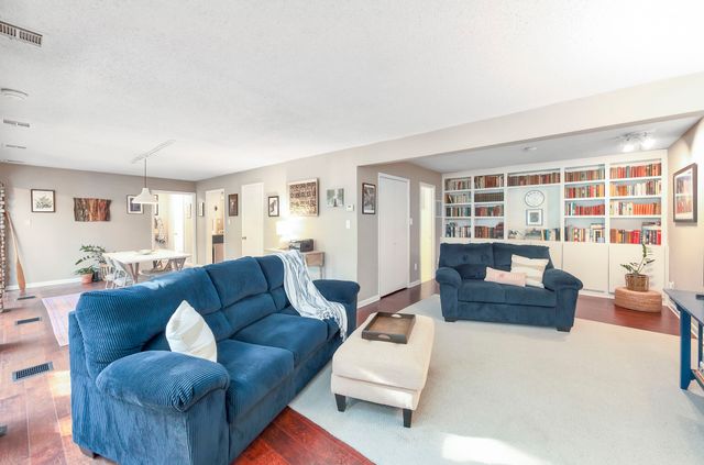 66 Northshore Dr, Jackson, TN 38305