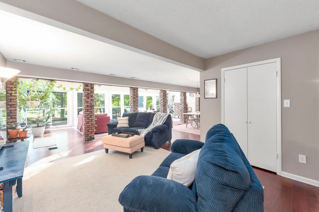 66 Northshore Dr, Jackson, TN 38305