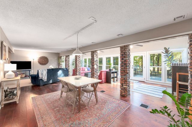 66 Northshore Dr, Jackson, TN 38305