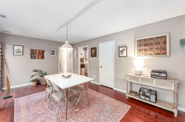 66 Northshore Dr, Jackson, TN 38305