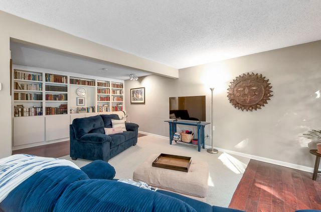 66 Northshore Dr, Jackson, TN 38305