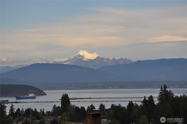 4402 E Avenue, Anacortes, WA 99221