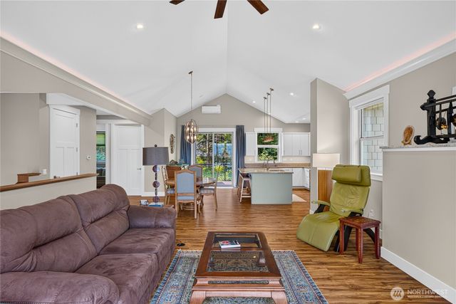 4402 E Avenue, Anacortes, WA 99221