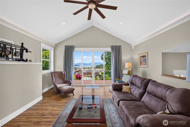 4402 E Avenue, Anacortes, WA 99221