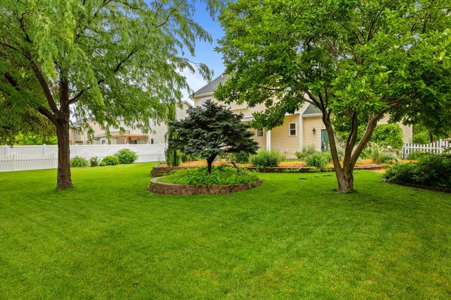1214 Sandalwood Court SW, Altoona, IA 50009