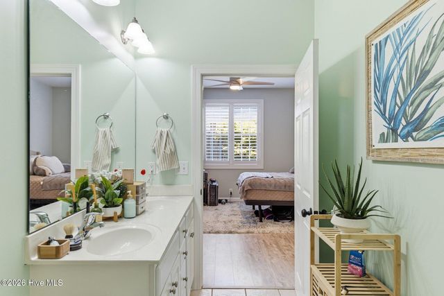 5006 Carleton Drive Unit 109, Wilmington, NC 28403