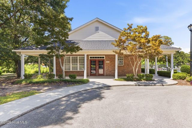 5006 Carleton Drive Unit 109, Wilmington, NC 28403