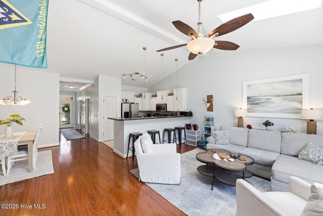 5006 Carleton Drive Unit 109, Wilmington, NC 28403